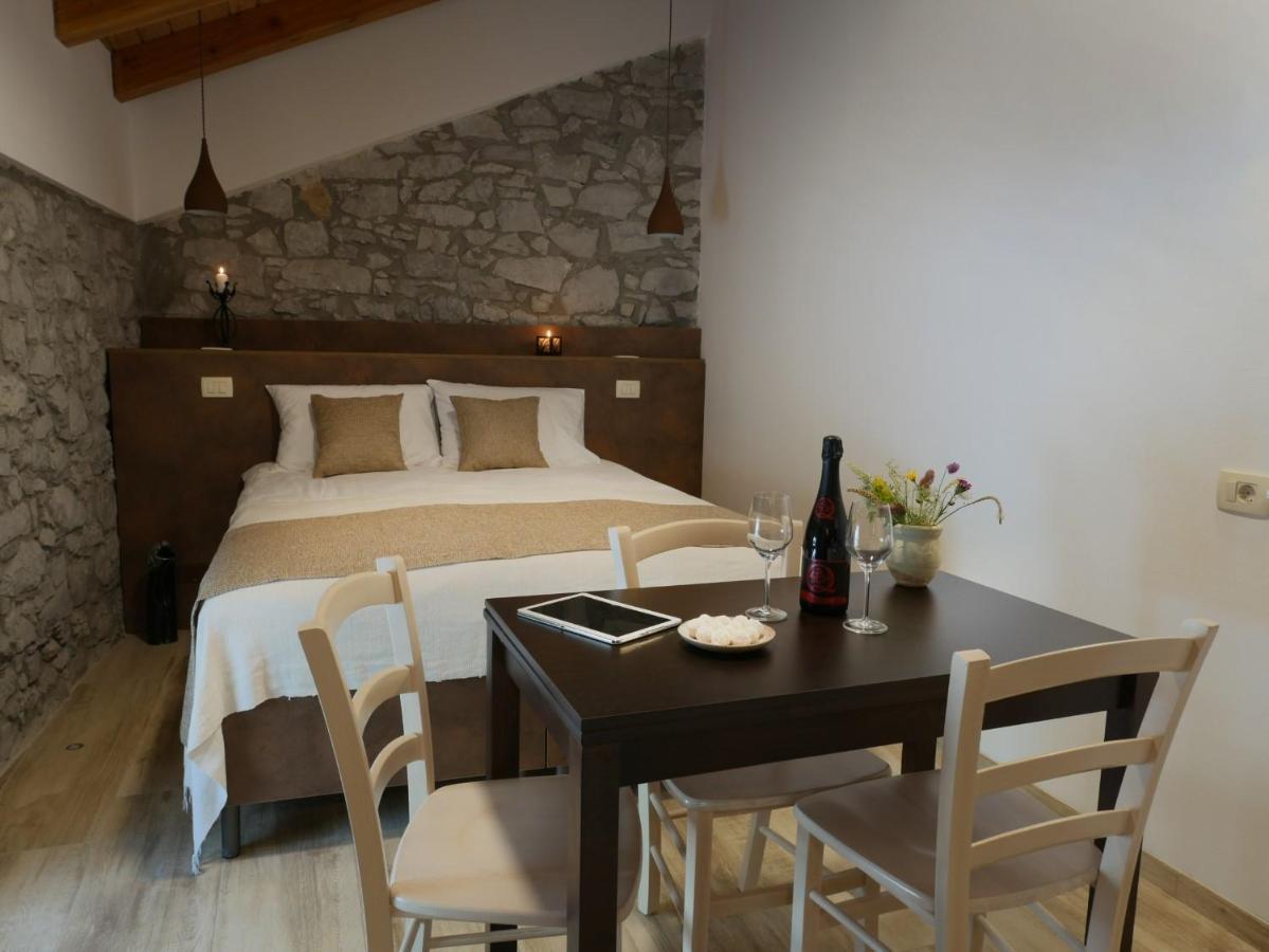Apartmaji In Sobe Odlicna Hisa Štanjel 外观 照片